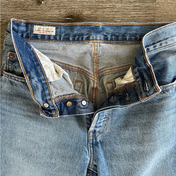 Levi's Blue Straight Jeans Vintage-Inspired Denim - Picture 5 of 7